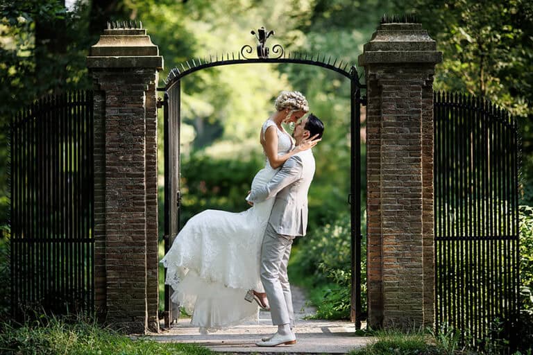 Een zomerse bruiloft bij De Veenderhoeve in Veenendaal